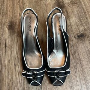 naturalizer vintage y2k black white buckle downtown peep toe sling back heels